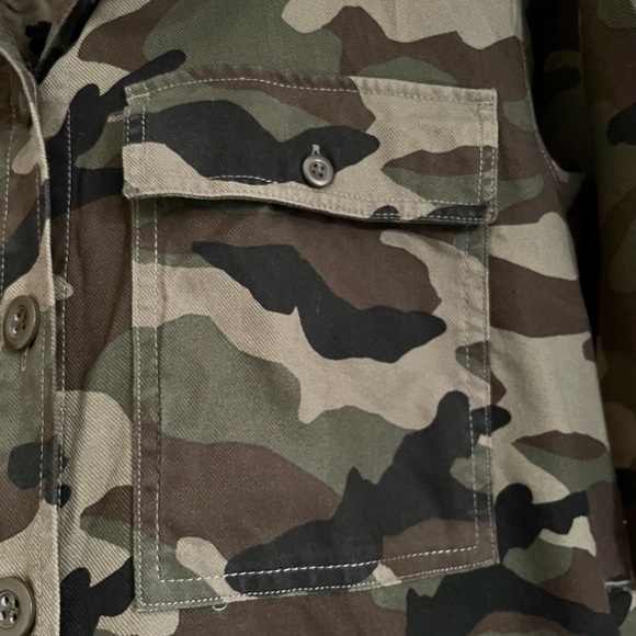 H&M ARMY PRINT BLACK HOODIE SHIRT WITH SIDE POCKETS FOR MEN’S & WOMEN’S - Picture 4 of 6